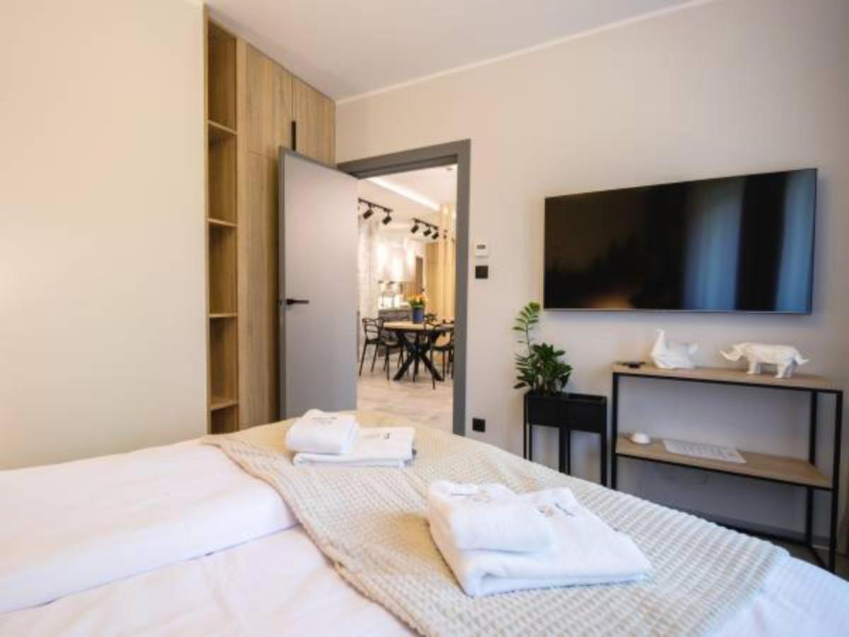Apartament Prywatny Stone Hill Rackiewicz Z Basenem شكلارسكا بوريبا المظهر الخارجي الصورة